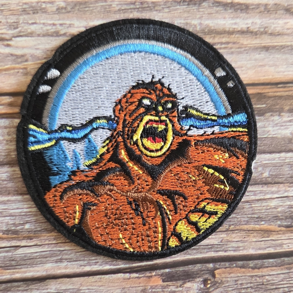 King Kong Gorilla Monkey Monster Movie Retro 80s Style Iron on Patch